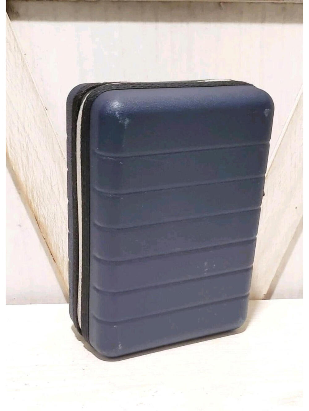United Airlines AWAY Amenity Toiletry Kit Mini Blue Suitcase Sunday Riley - Picture 2 of 4